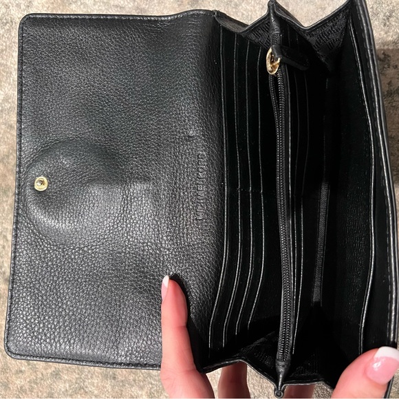 Michael Kors - Black Leather Wallet - Picture 4 of 5